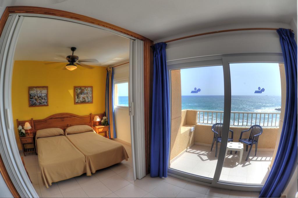 Apartamentos La Mirage La Manga del Mar Menor Oda fotoğraf
