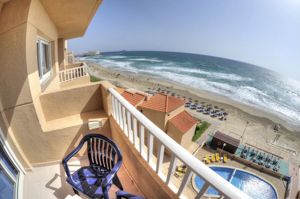 Apartamentos La Mirage La Manga del Mar Menor Oda fotoğraf