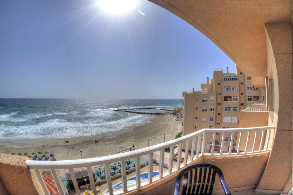Apartamentos La Mirage La Manga del Mar Menor Oda fotoğraf